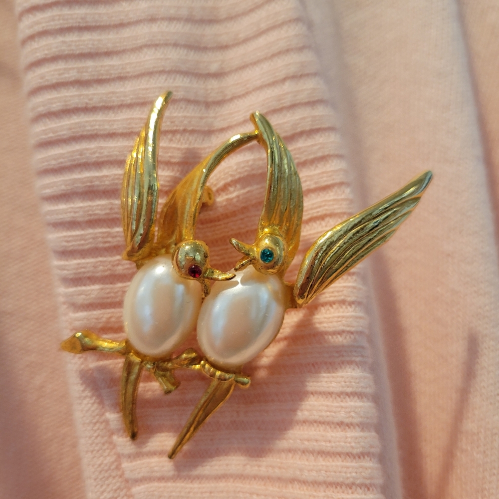 Brooch  Birds on Branch ~ Gold-tone Metal Faux Pearl Rhinestone Eyes FINAL PRICE - Picture 13 of 16